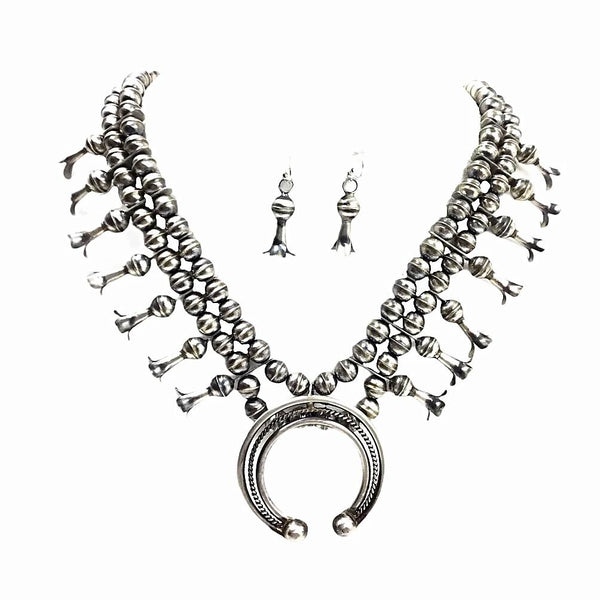 sold Navajo Small Plain Sterling Silver S.quash Blossom Set LFK