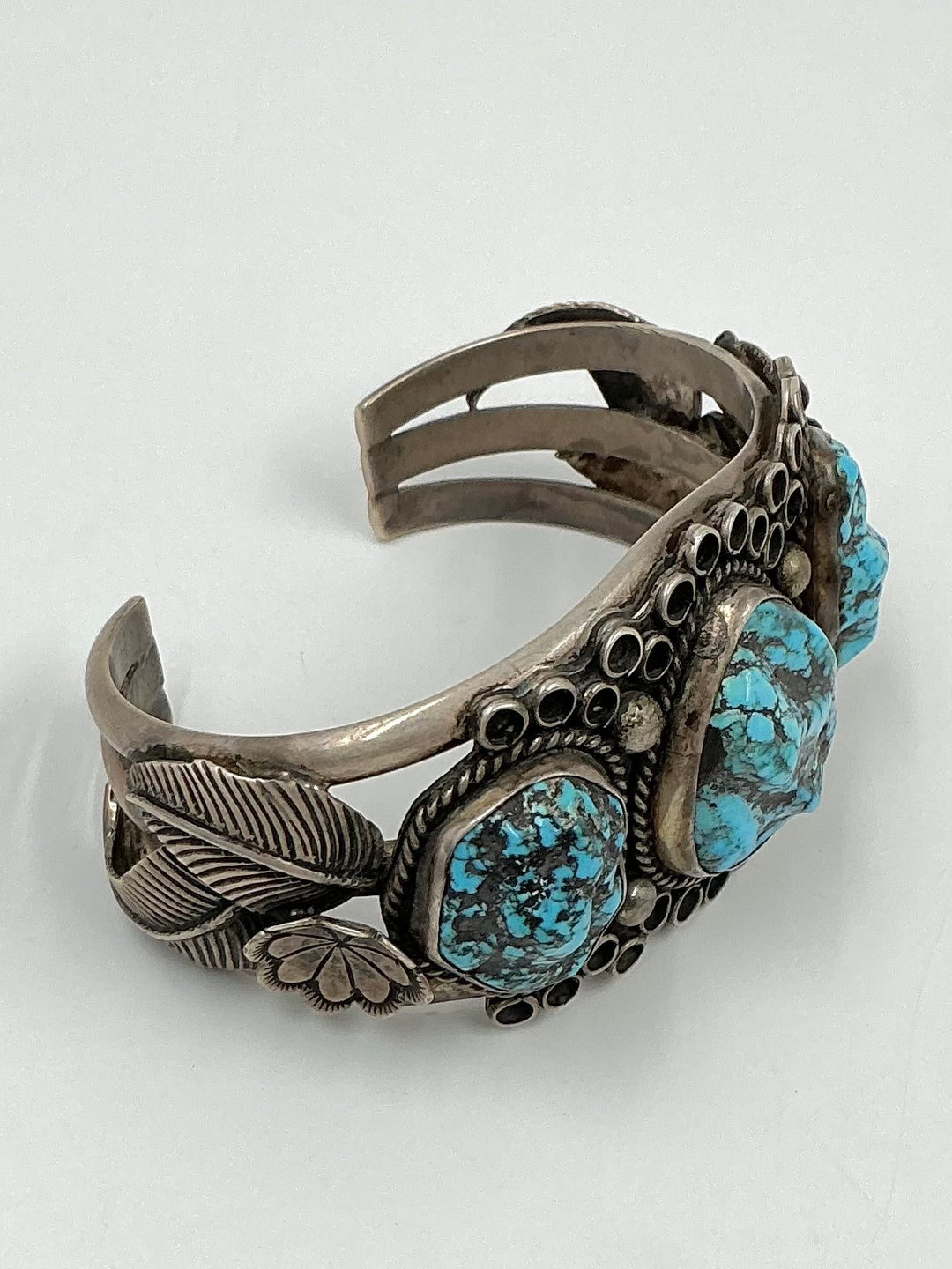 Navajo Vintage/Pawn Traditional Leaf Design Kingman Turquoise Cuff Bracelet