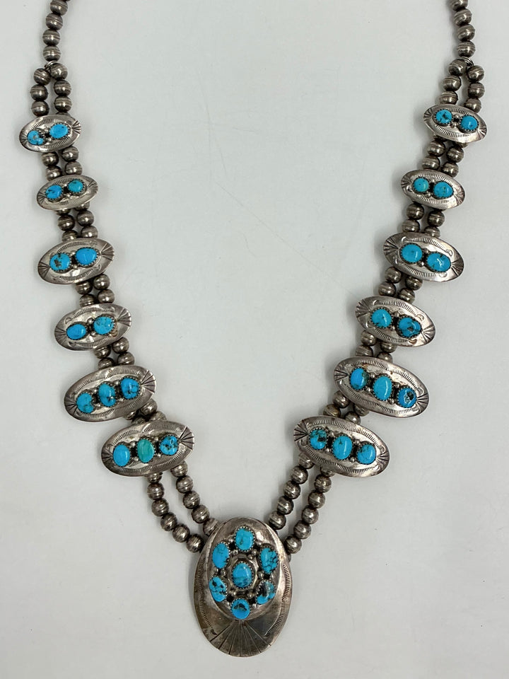 Traditional Vintage Navajo Kingman Turquoise Necklace
