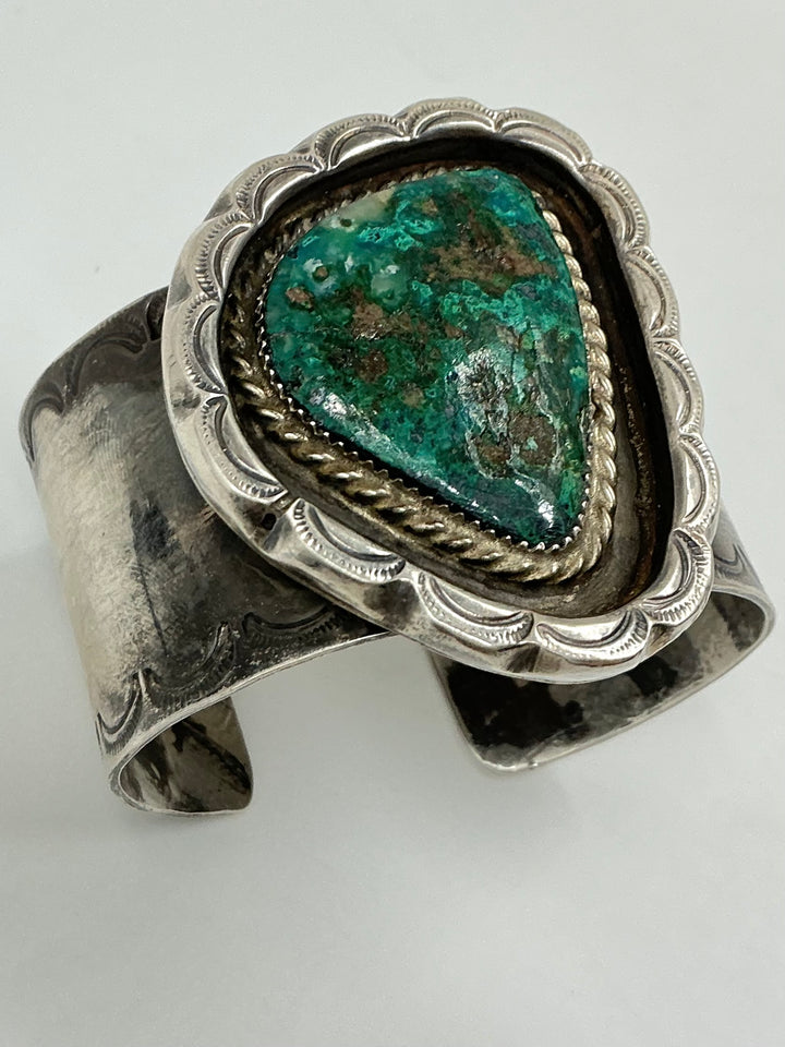 Vintage/Pawn Royston Center stone Cuff Bracelet Navajo
