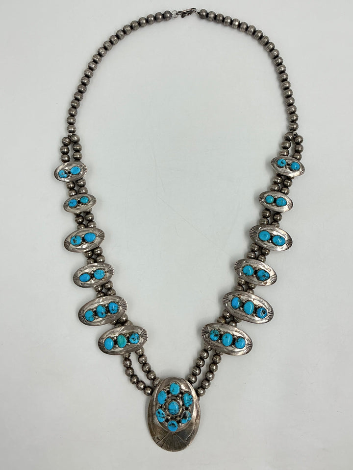 Traditional Vintage Navajo Kingman Turquoise Necklace