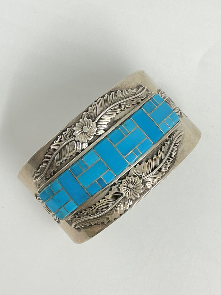 Pawn Navajo Sleeping Beauty Turquoise Inlaid Leaf Design Cuff Bracelet