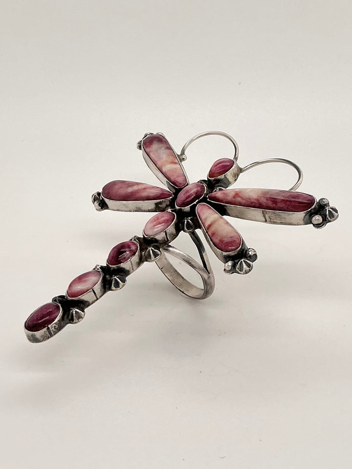 Purple Spiny Oyster Dragonfly Ring