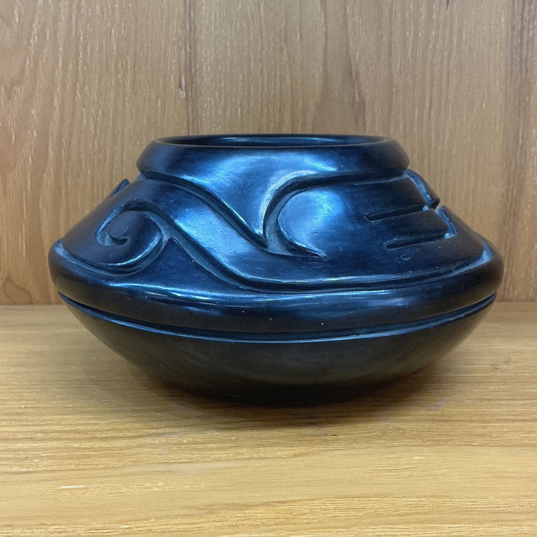Teresita Naranjo Pot Santa Clara Pueblo