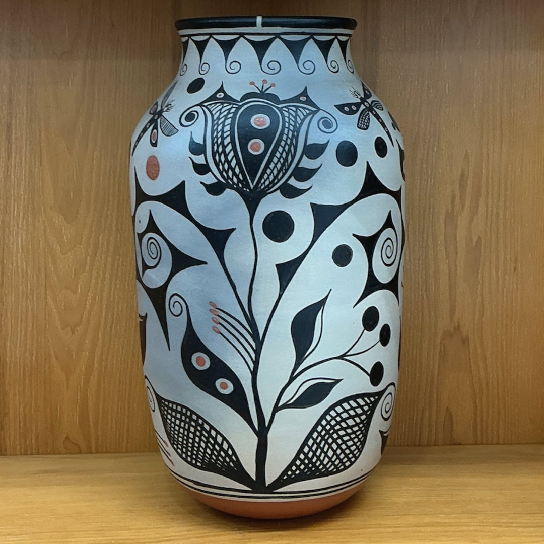 Thomas Tenorio Tall Flower Vase Kewa/Santo Domingo Pueblo