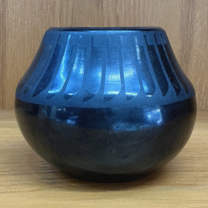 Maria Martinez Feather Pot San Ildenfonso Pueblo