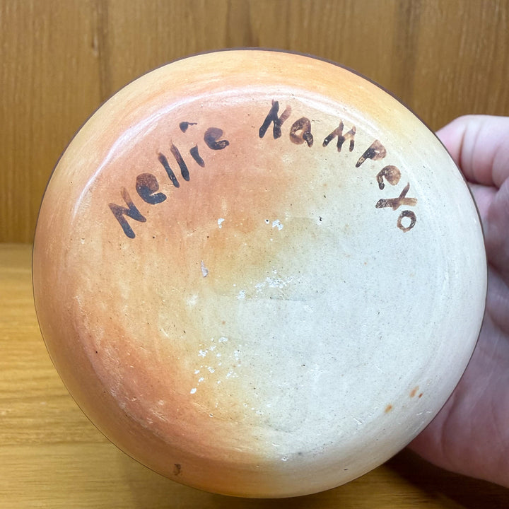 Small Hopi Pot by Nellie Nampeyo