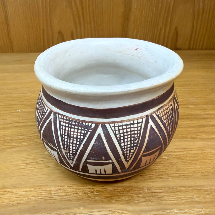 Small Hopi Pot by Nellie Nampeyo