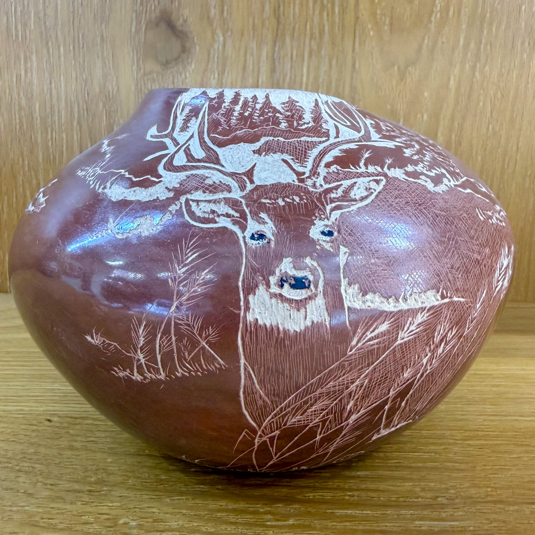 Bernice Suazo Naranjo Deer Etched Pot