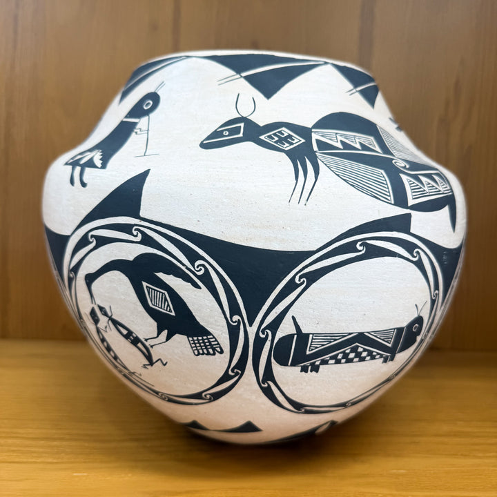 Acoma Pueblo Painted Wildlife Pot