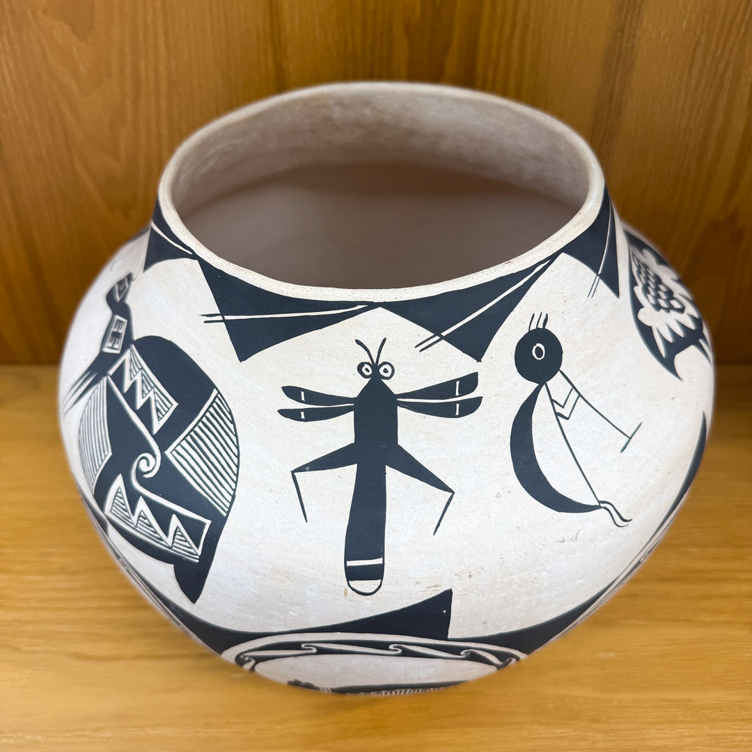 Acoma Pueblo Painted Wildlife Pot