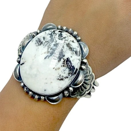Image of Native American Bracelet - Navajo Large White Buffalo Circle Stone Scalloped Border Sterling Silver Cuff Bracelet - Mary Ann Spencer - Native American