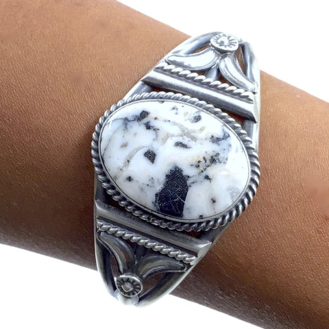 Image of Native American Bracelet - Navajo Oval White Buffalo Stone Twist-Wire Sterling Silver Bracelet - Samson Edsitty - Native American