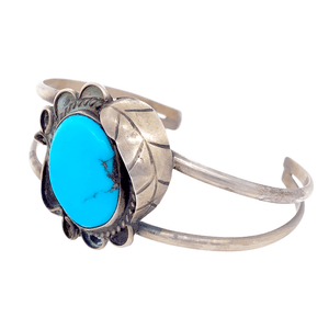 Native American Bracelet - Navajo Pawn Kingman Turquoise With Embellished Leaf Setting Bracelet