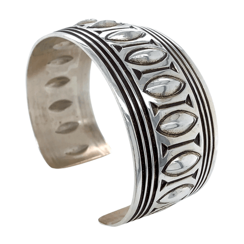 Image of Native American Bracelet - Navajo Pawn Stamped Pattern Silver Cuff
