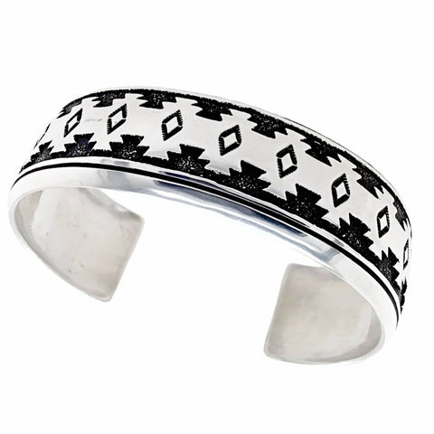 sold Navajo Southwest Engraved Sterling Silver Heavy-Gauge B