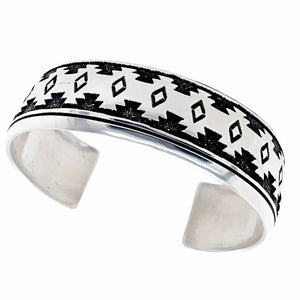 Native American Bracelet - Navajo Southwest Engraved Sterling Silver Heavy-Gauge Cuff Bracelet - T & R Singer - Native American