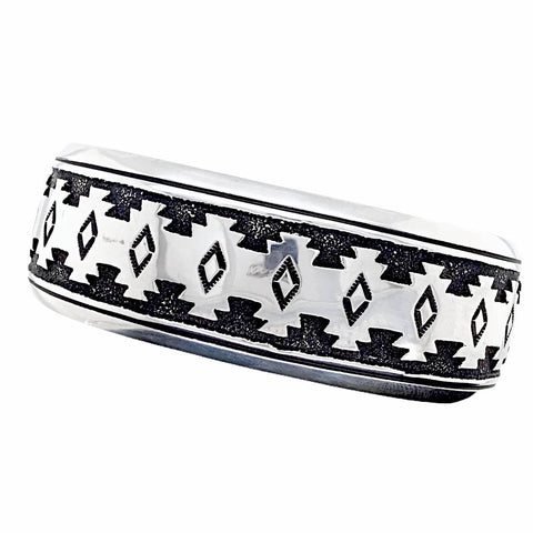 Image of Native American Bracelet - Navajo Southwest Engraved Sterling Silver Heavy-Gauge Cuff Bracelet - T & R Singer - Native American