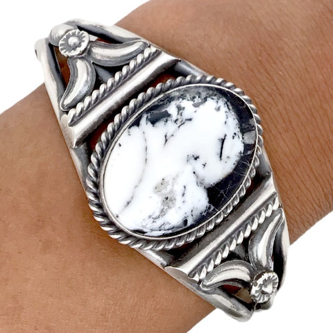 Image of Native American Bracelet - Navajo White Buffalo Stone Twist-Wire Sterling Silver Cuff Bracelet - Samson Edsitty - Native American