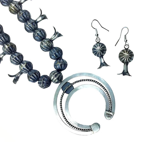 Image of Native American Necklaces & Pendants - Navajo Kingman Turquoise Oxidized Sterling Silver Squash Blossom Necklace Set - Leon Frances Kirlie