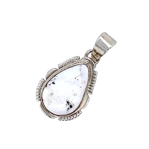 Image of Native American Necklaces & Pendants - Navajo White Buffalo Sterling Silver Pendant - L. Yazzie