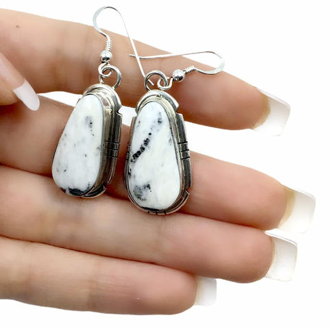 Image of Native American Necklaces - Stunning Navajo White Buffalo Stone Collection Necklace & Earrings Set - Native American