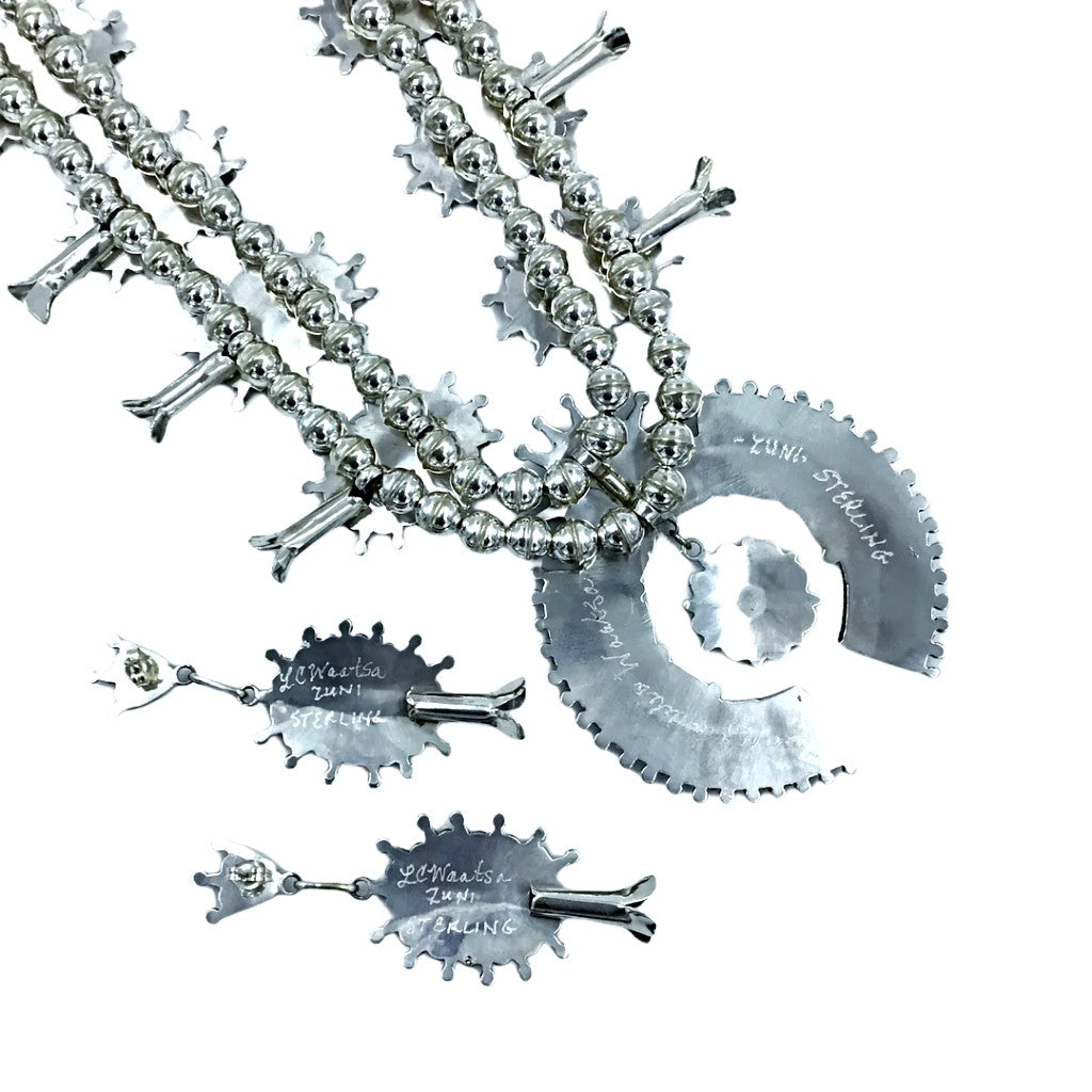 Needlepoint squash 2025 blossom necklace